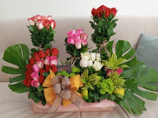 Ventajas de Nuestros Arreglos Florales 24 Horas Disponibilidad Inmediata: Nuestro servicio de arreglos florales 24 horas garantiza que puedas hacer tu pedido en cualquier momento. Entrega Rápida: Nos aseguramos de que tus flores lleguen frescas y a tiempo. Variedad de Opciones: Ofrecemos una amplia gama de flores y diseños para todas las ocasiones.